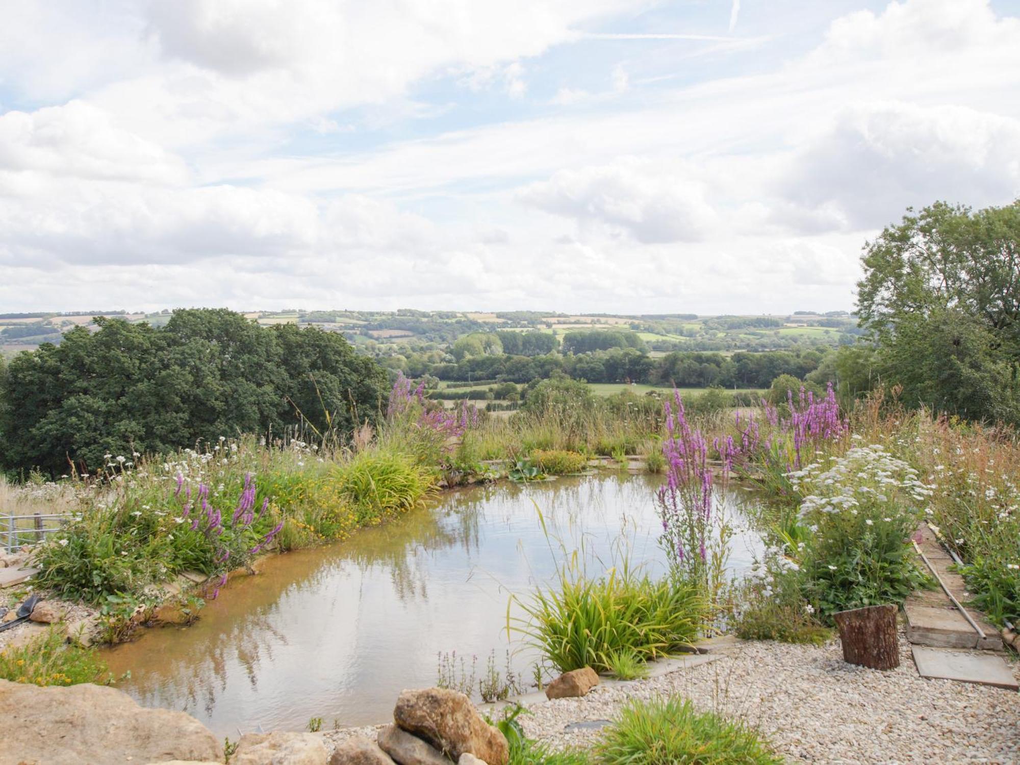 Beautiful Cotswold View Apartment Bourton-on-the-Water Luaran gambar