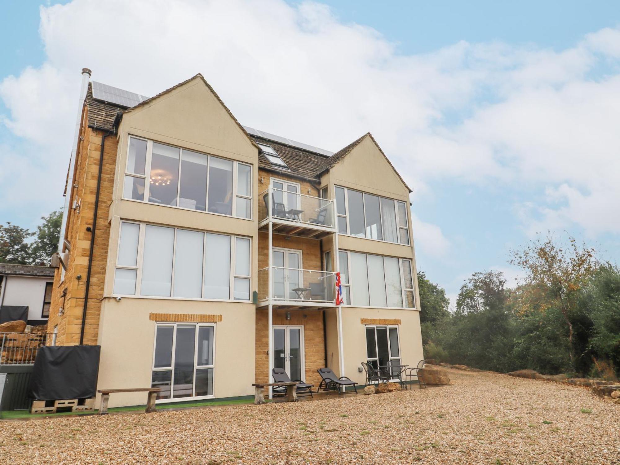 Beautiful Cotswold View Apartment Bourton-on-the-Water Luaran gambar