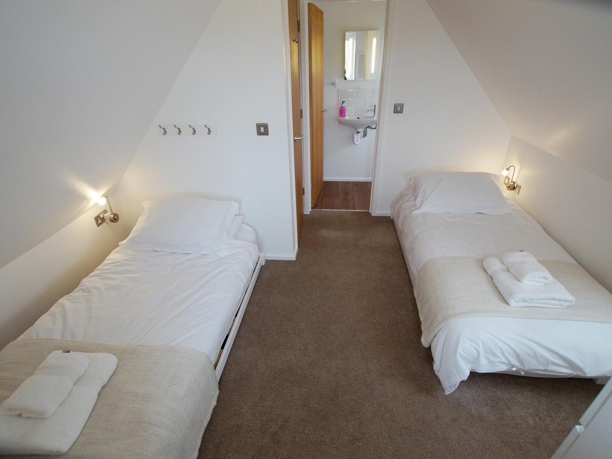 Beautiful Cotswold View Apartment Bourton-on-the-Water Luaran gambar