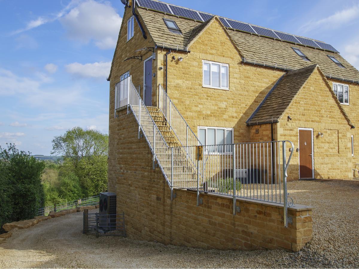 Beautiful Cotswold View Apartment Bourton-on-the-Water Luaran gambar